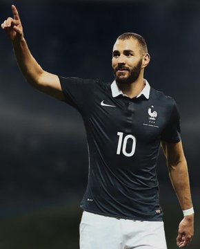 Benzema in French colours