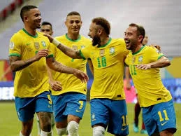 Neymar's magic thrashed down Peru as Brazil top in Group B