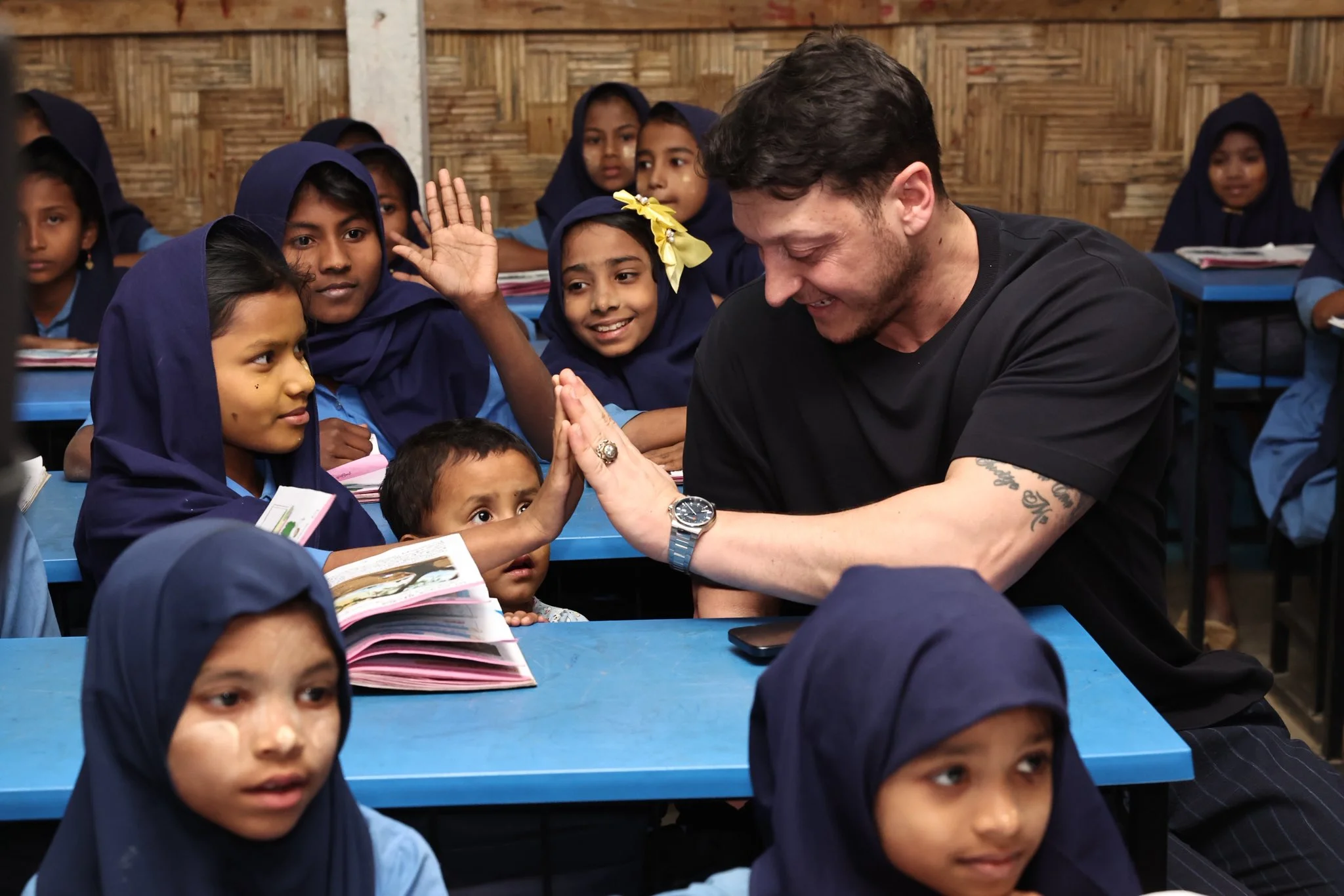 Mesut Özil Joins Rohingya Refugees for Ramadan Opener