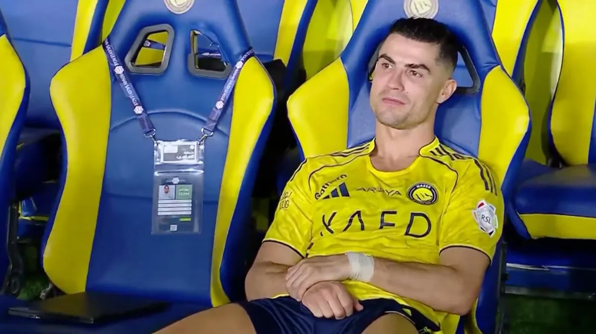 Ronaldo Dejected as Late Own Goal Denies Al Nassr Title
